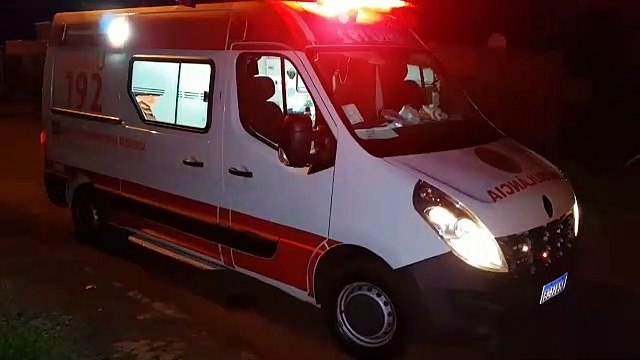 Idoso é encontrado caído em via pública e SAMU é acionado para atendimento