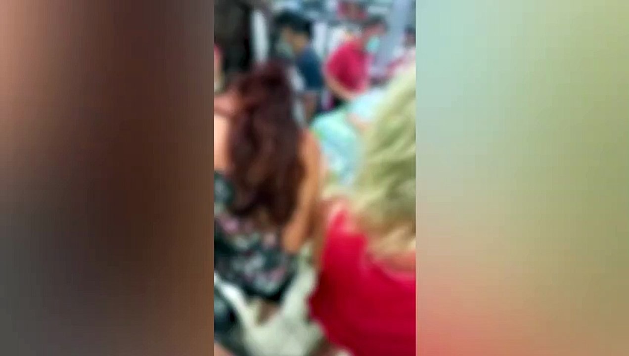 Les packs de bouteilles d'eau s'arrachent !