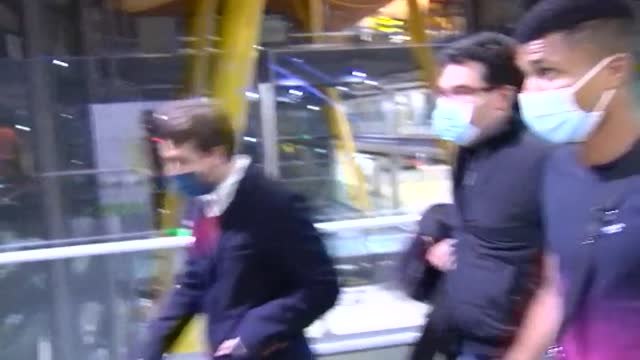 Reinildo Mandava llega para firmar con el Atlético