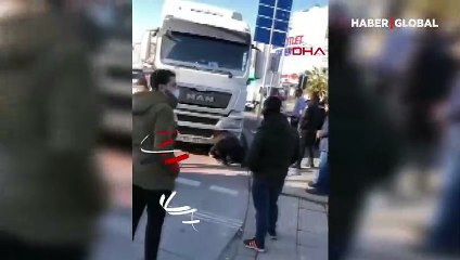 Güngören'de hafriyat kamyonu anne ve 2 çocuğuna çarptı: Anne hayatını kaybetti
