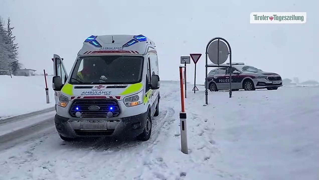 Schnee sorgt für Unfälle in Tirol