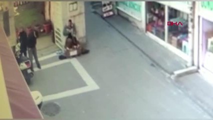 FATİH'TE CAMİİ ÇIKIŞINDA 2 KİŞİYİ YARALAYAN SANIĞA 17 YILA KADAR HAPİS İSTEMİ