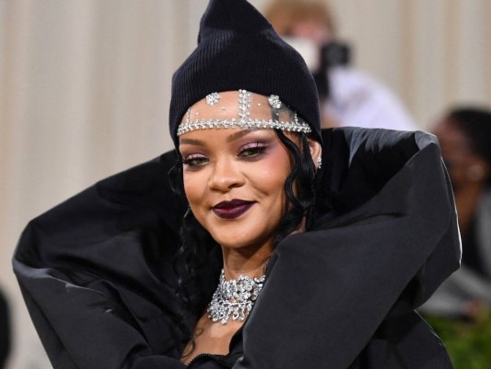 Rihanna ist zum ersten Mal schwanger - das sagt ihr Vater dazu!