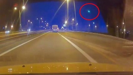 Dün gece Türkiye'nin birçok ilinde görüldü! Gizemli ışıkla ilgili Türkiye Uzay Ajansı'ndan açıklama var