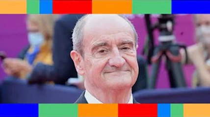 Pierre Lescure  ce jour où il a été sauvé par Bernard Tapie après un match de football