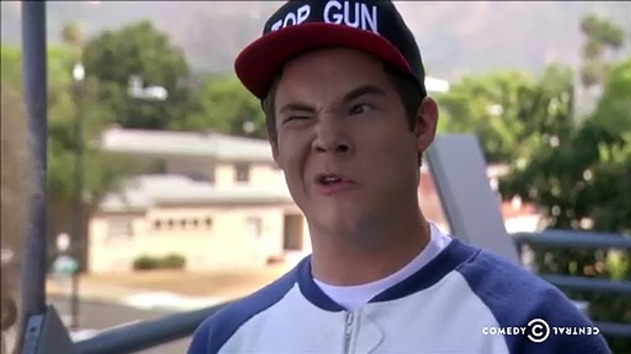 Workaholics Saison 0 - Scrimmage Firing (EN)