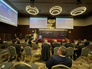 Sanayi ve Teknoloji Bakan Yardımcısı Hasan Büyükdede, çalıştayda konuştu