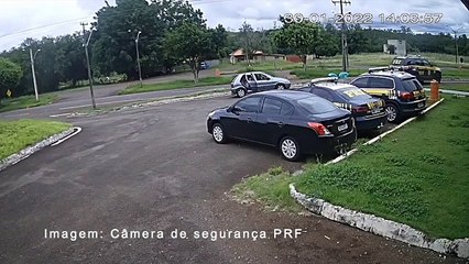 PRF  salva criança após afogamento em piscina