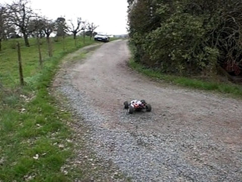 thunder tiger st-1 brushless