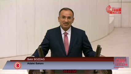 Adalet Bakanı Bekir Bozdağ, TBMM’de yemin etti