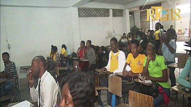 Pati politik Quiskeyen reyalize yon konferans deba nan inivèsite Parodès sou tèm La situation actuel