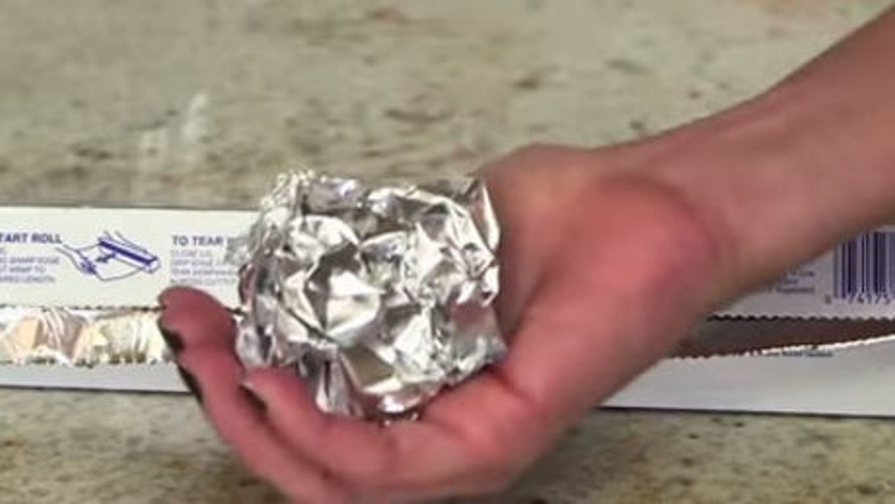 Dank dieser Aluminiumkugel können Sie viel mit Ihrem Wäschetrockner sparen.