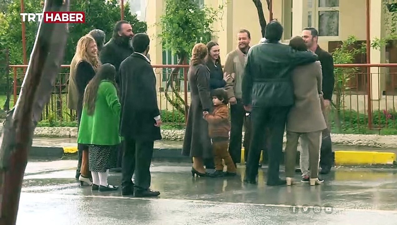 "Kıbrıs Zafere Doğru" görkemli finali ile kahramanları selamlıyor