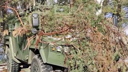 Российские военные разбили лагерь на границе с Польшей