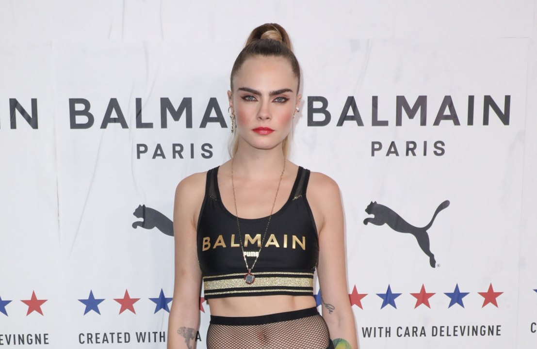 Cara Delevingne shoppt schon jetzt Baby-Kleidung