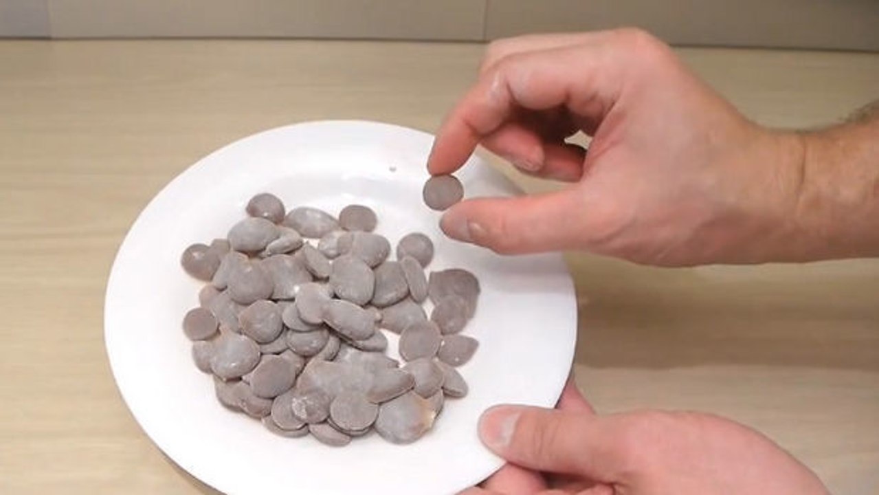 Sie haben Halsweh? Stellen Sie Ihre eigenen Bonbons zuhause her um zu sparen!