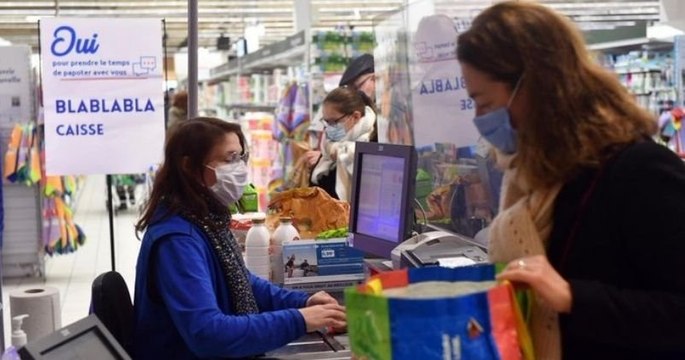 Les « bla bla caisses », pour ceux qui veulent prendre leurs temps et discuter, se développent dans les supermarchés