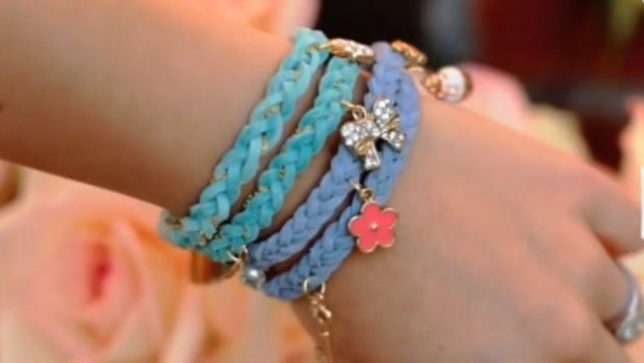 Basteln Sie Ihr eigenes Flechtarmband - mit Charms!