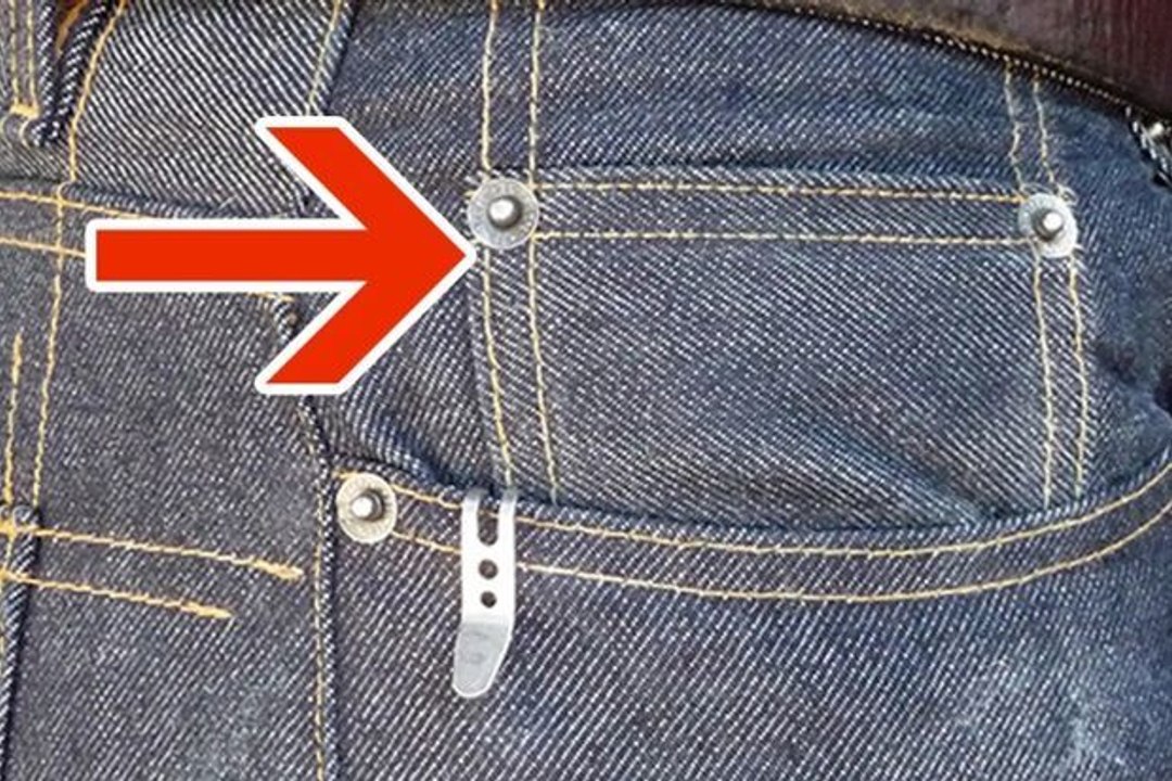 Dafür ist das kleine Täschchen in Ihrer Jeans gedacht.