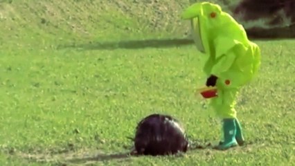 Spanien: drei mysteriöse Kugeln fallen vom Himmel und sorgen für wilde Spekulationen.