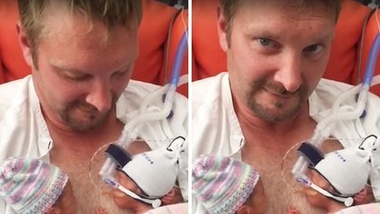 Das Foto dieses Papas mit seinen beiden Frühchen machte die Runde im Netz...