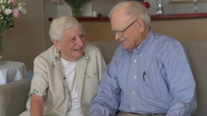Während des Zweiten Weltkriegs verliebt, bringt das Leben sie 70 Jahre später für den Valentinstag wieder zusammen