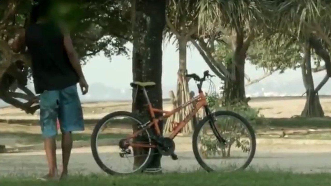 Heimlich gefilmte Fahrraddiebe, um Langfingern eine Lektion zu erteilen