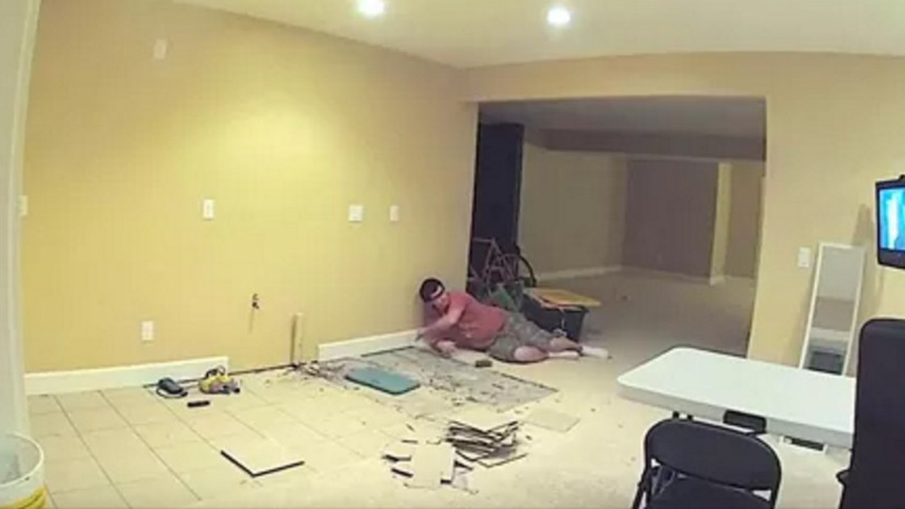 20 Tage arbeitet er an einer wunderschönen Überraschung für seine Frau und seine Tochter