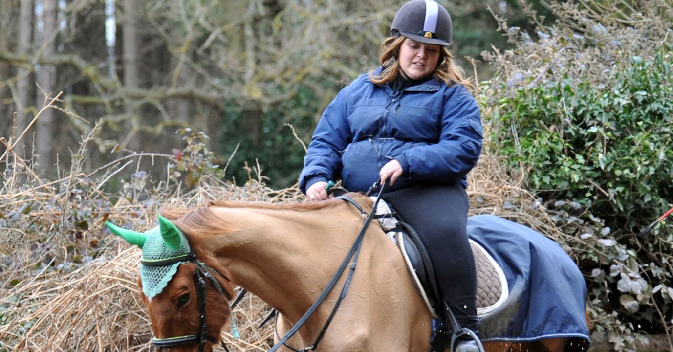 Für ein Pferdefoto erntet sie Hass und einen Gerichtsbescheid
