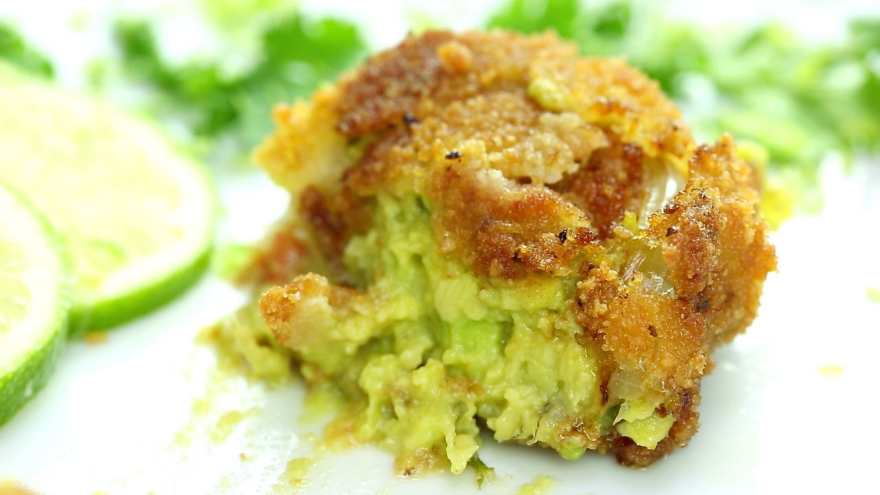 Zwiebelringe mit Avocado... Ein leckeres Rezept mit knusprigen Teigmantel