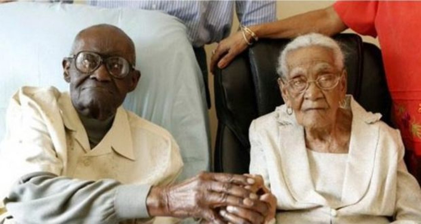 Zusammen sind sie 213 Jahre alt: Dieses Paar feiert einen Rekord, 83 Jahre Ehe!