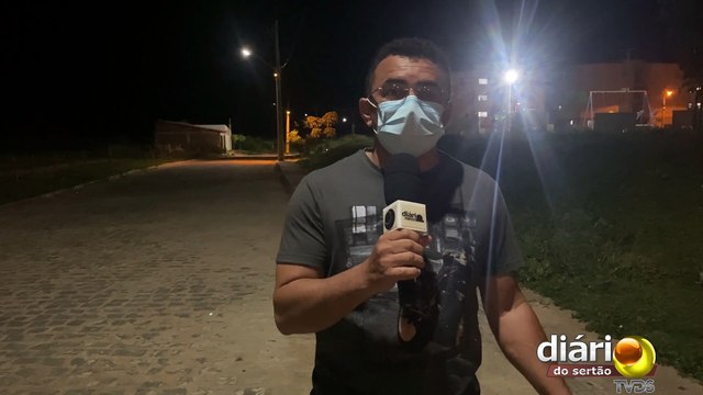 Após reportagem no Diário do Sertão, iluminação do Residencial Cajazeiras finalmente é resolvida