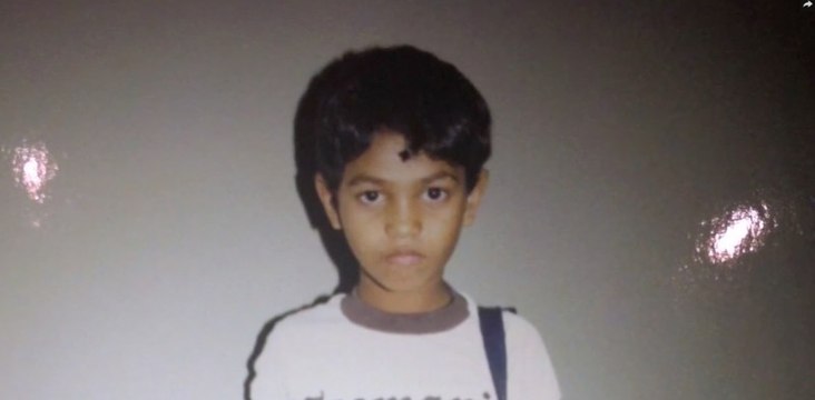 Der kleine Inder Saroo geht mit vier Jahren verloren... 25 Jahre später findet er seine Mutter wieder