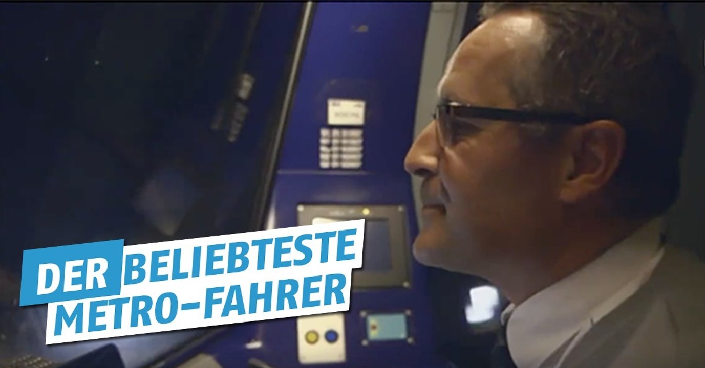 Er schafft, was sonst keiner in der U-Bahn schafft! Einfach unglaublich!