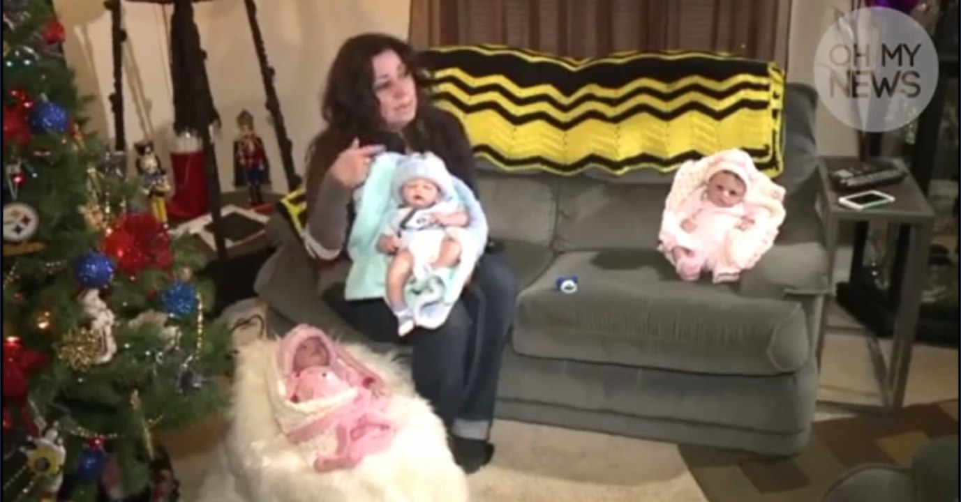 Sie verkauft Puppen bei eBay, dann steht plötzlich die Polizei vor ihrer Tür