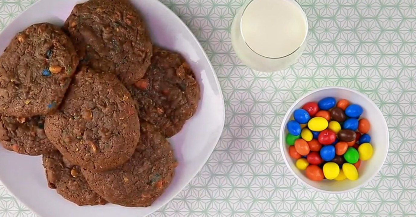 Schoko-MnM's-Cookies: Ein einfaches und leckeres Rezept für große und kleine Naschkatzen!