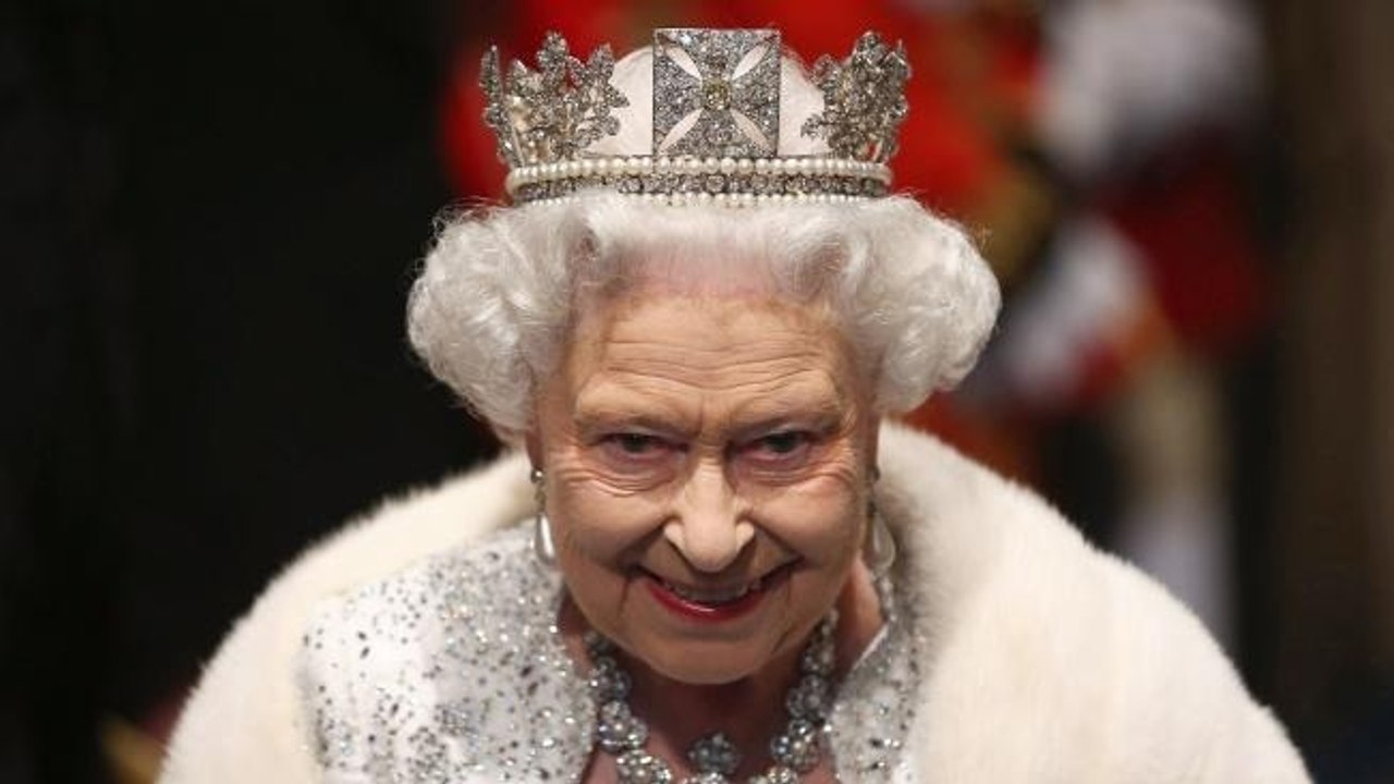 Nachdem ihr Förster starb, reagiert Königin Elisabeth II. auf eine Art, mit der niemand gerechnet hätte!