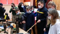 المدارس الأوكرانية تعد الأطفال لهجوم عسكري محتمل