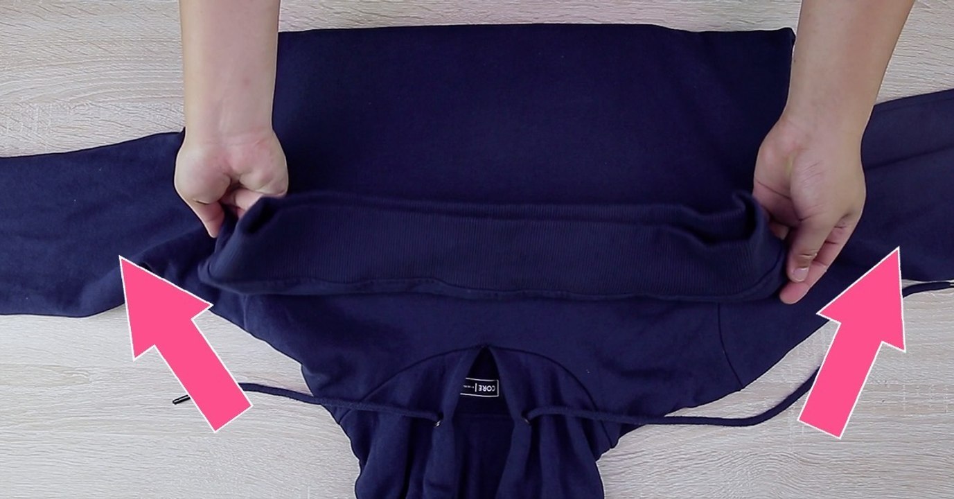 So wird aus einem Hoodie eine Laptop-Tasche