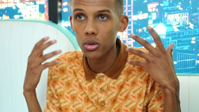 DAS sind die Gründe für die lange Stille um Stromae, den Sänger des Hits Papaoutai !