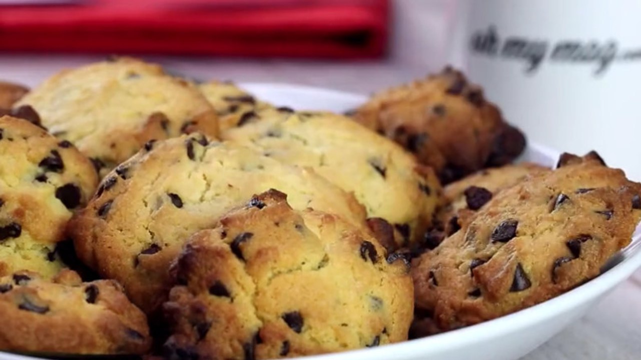 Rezept: Leckere weiche Cookies mit Schoko-Tröpfchen für große und kleine Naschkatzen