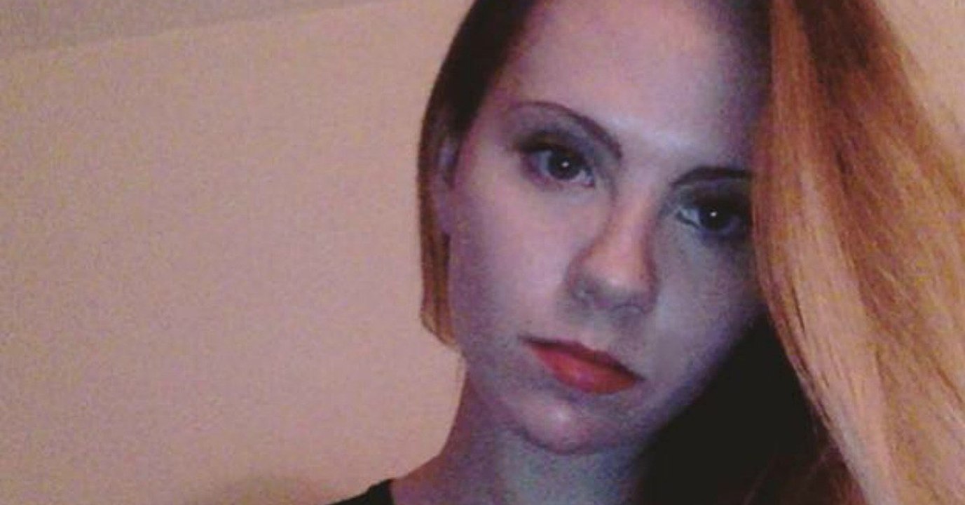 Sie stellt diese eine Frage und fliegt damit sofort aus dem Bewerbungsgespräch! Alle sind empört!