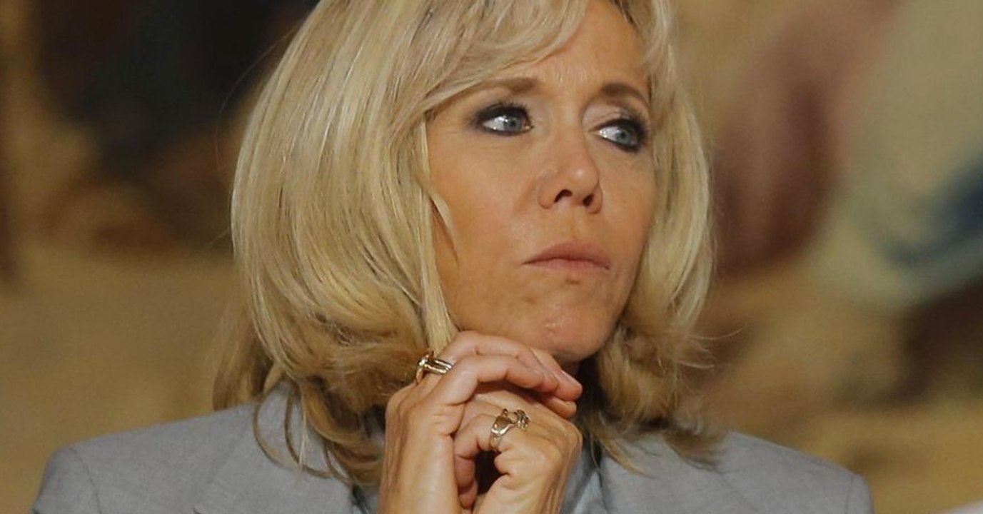 Brigitte Macron ist in großer Sorge. Sie beobachtet es schon seit Monaten!