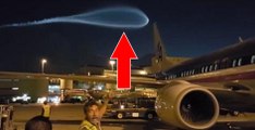 Miami: Flughafenmitarbeiter filmen ein mysteriöses Flugobjekt am Himmel