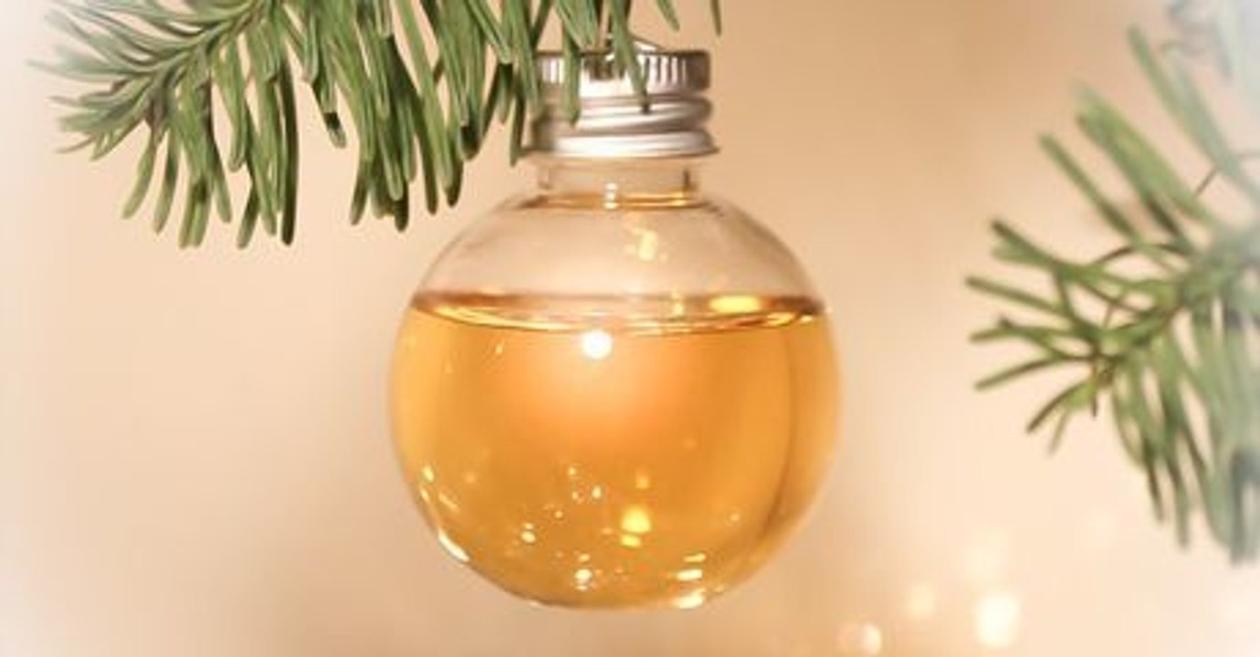 Wer feine Tröpfchen mag, wird diese Weihnachtsdeko lieben!