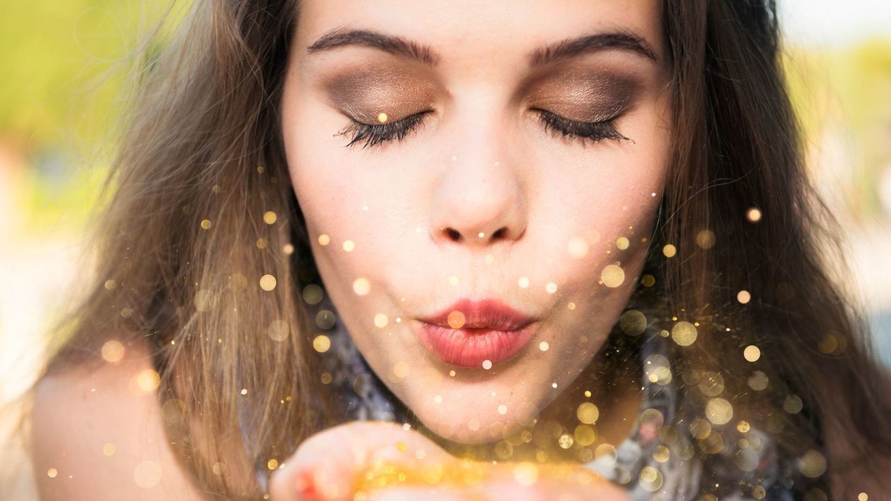 Pailletten und Perlen: Werden sie bald verboten?