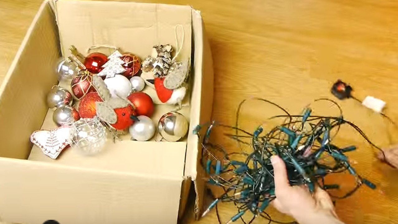 Ohne auszurasten: so kannst du deine weihnachtsbeleuchtung ohne wirrwarr wieder einpacken