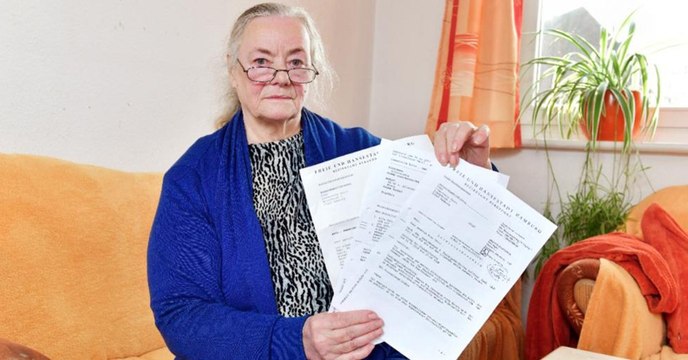 Der Rentnerin wird die Grundsicherung gekürzt - der Grund macht einfach wütend