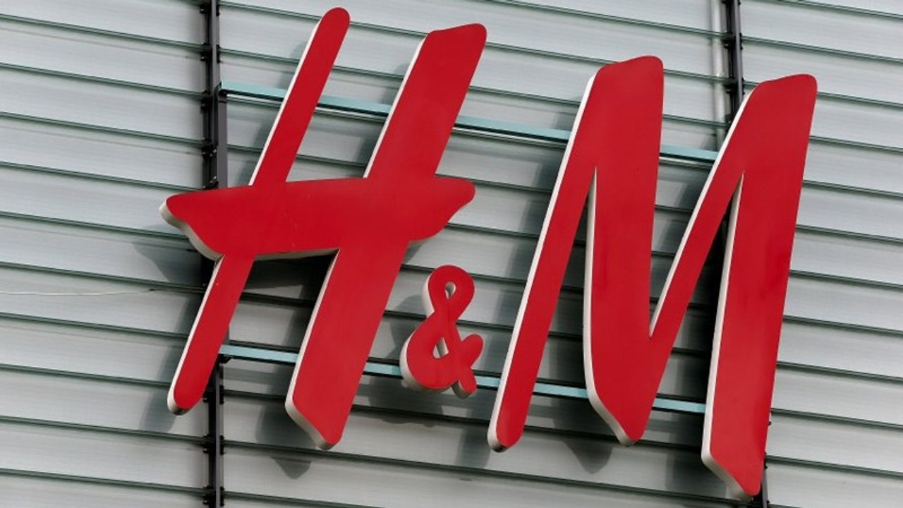 Jeans sorgt für Shitstorm: Modelabel verärgert Kundinnen mit Kleidergrößen