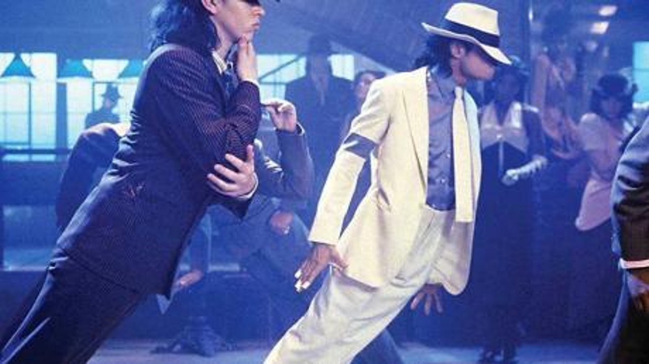 Tanzschritt von Michael Jackson in 'Smooth Criminal': Wie hat er das gemacht?